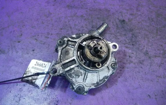 Mercedes-Benz Sprinter W901 W902 W903 W904 Vacuum pump A6112300265