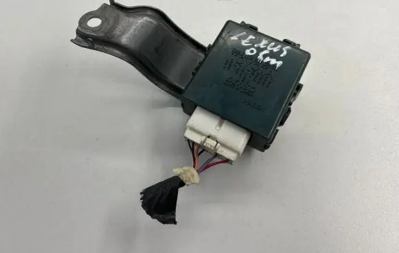 Lexus IS 220D-250-350 Door control unit/module 8597053030 0515004060
