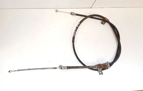 Mitsubishi Pajero Hand brake release cable 4820A088