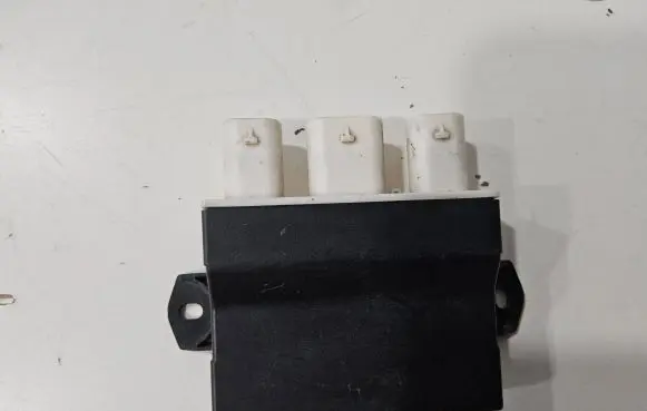 Tailgate/trunk control unit/module