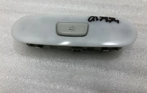 Audi A5 8T 8F Headlining lighting console trim 8T0947111