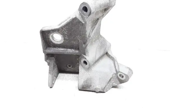 Volvo XC60 Engine mounting bracket 30681951 6G926F030BA