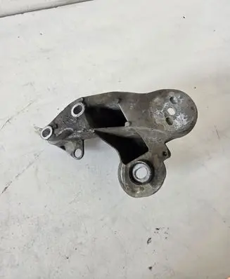 Audi A6 S6 C6 4F Engine mounting bracket