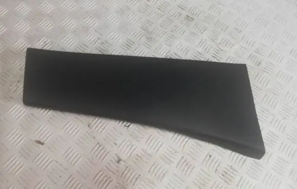 Smart ForFour II W453 (B) pillar trim (bottom) A4536900226 769156533R