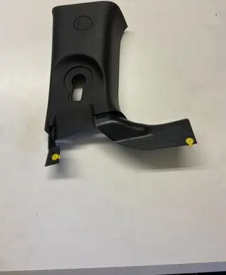Hyundai Genesis (B) pillar trim (top) 858402M600