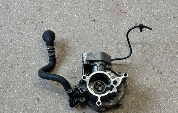 Vacuum pump