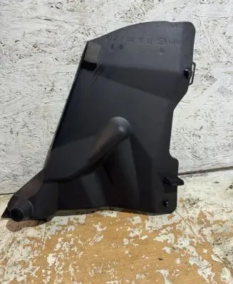 Mercedes-Benz CLK A209 C209 Other engine bay part 2038301513