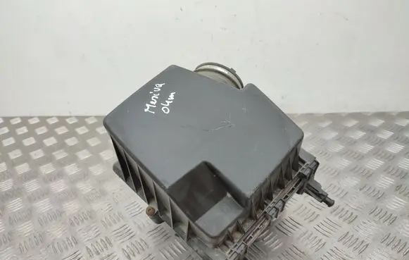 Opel Meriva A Air filter box 