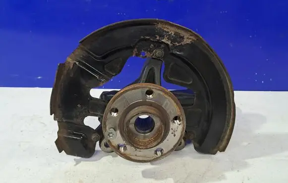 Volvo V60 Front wheel hub 31451327 32425868