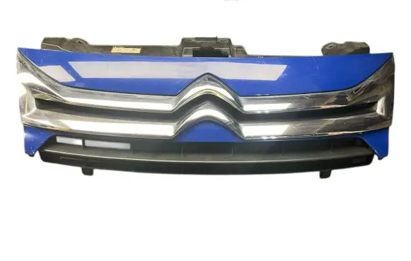 Citroen Jumpy Front bumper upper radiator grill 1440172580