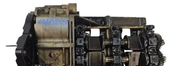 BMW 3 E90 E91 Oil pump 
