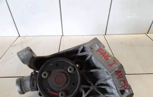 Skoda Fabia Mk1 (6Y) Water pump 047121031B