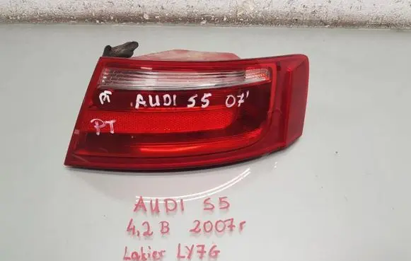 Audi S5 Facelift Rear/tail lights 8T0945096