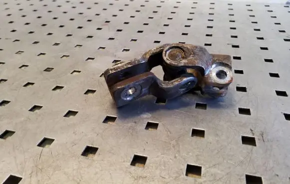 Honda CR-V Steering column universal joint