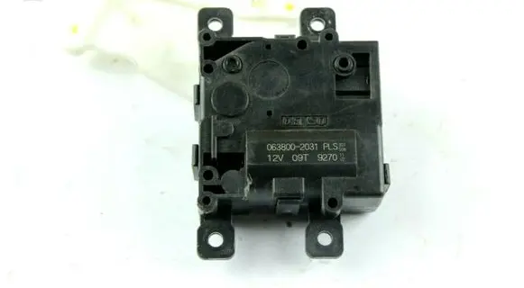 Toyota Prius (XW50) Air flap motor/actuator 0638002031