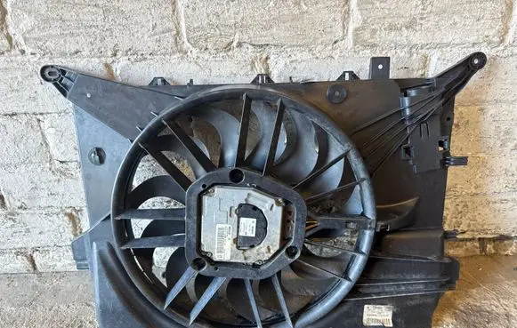 Volvo S60 Electric radiator cooling fan 30749760
