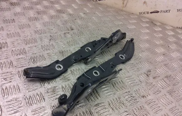 BMW 2 F22 F23 Tailgate/trunk/boot hinge 7304558 7304557