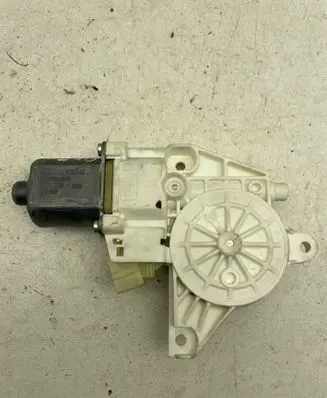 Mercedes-Benz GLK (X204) Front door window regulator motor A2048200142 971219100
