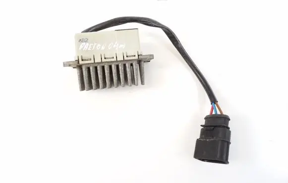 Volkswagen Phaeton Heater blower motor/fan resistor 3D0907521
