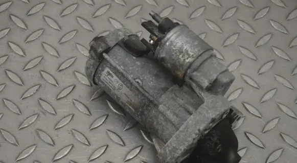 Renault Trafic III (X82) Starter motor 233000106R