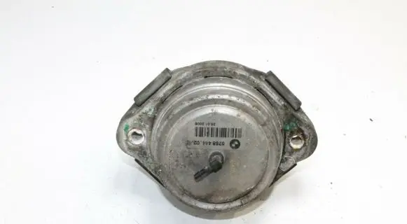 BMW X5 E53 Engine mount bracket 6758444