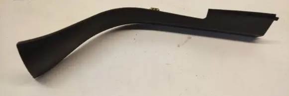 (B) pillar trim (bottom)