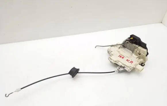 Seat Exeo (3R) Front door lock 8E2837015