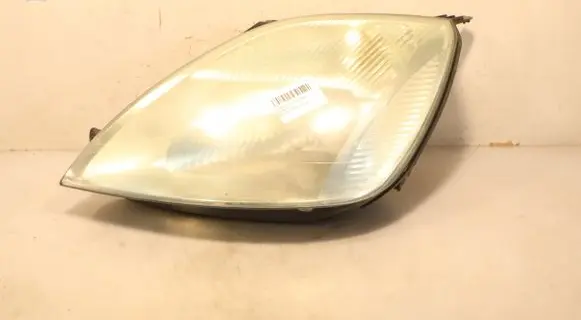 Ford Fiesta Headlight/headlamp E4259818