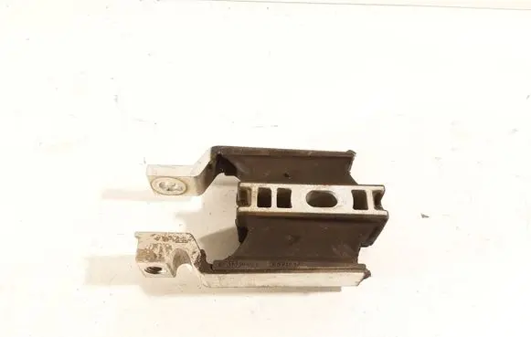 Volvo XC60 Engine mount bracket 31339956 31330594