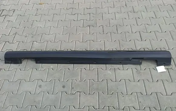 Mercedes-Benz C W204 Sill A2046902540