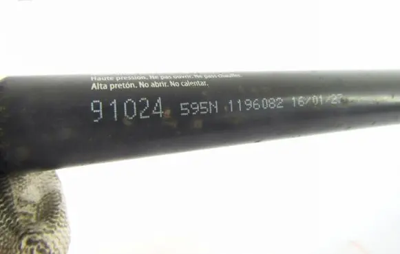 KIA Sorento Tailgate/trunk strut/damper 91024595N