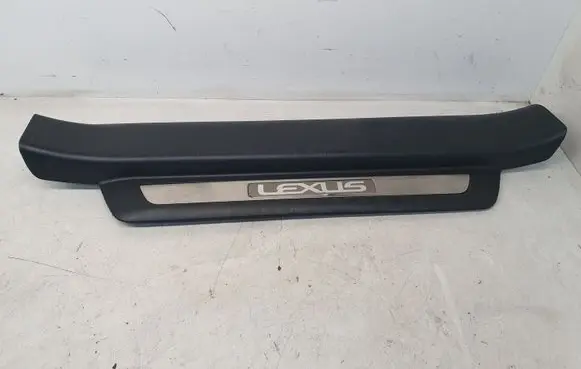 Lexus RX 450H Side skirt front trim 6791048060