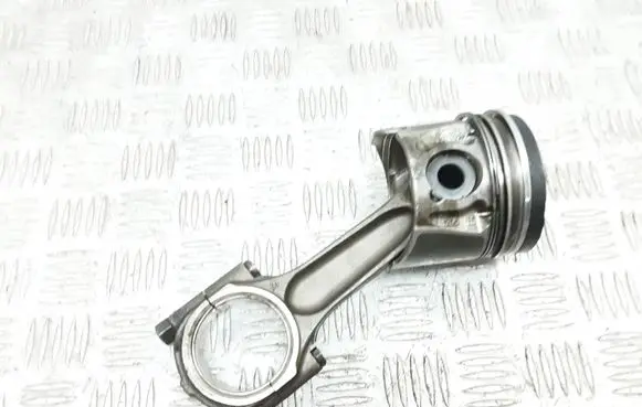 Volvo V50 Piston with connecting rod 085190