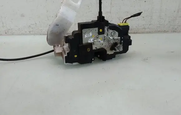 KIA Ceed Rear door lock