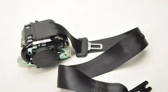Volvo XC60 Rear seatbelt 32455282