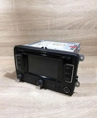 Volkswagen Jetta VI Radio/CD/DVD/GPS head unit 1Q0035274K VWRNS315NAR