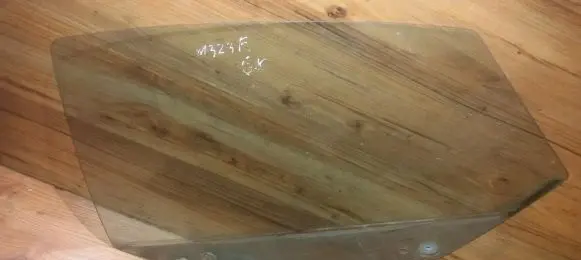Mazda 323 F Rear door window glass