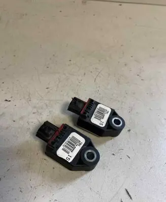 Toyota Auris 150 Airbag deployment crash/impact sensor 8917302050