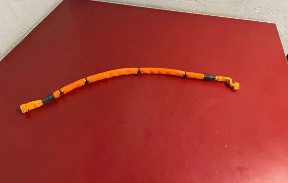 BMW iX High voltage cable 9896413