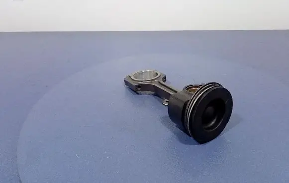 Ford Mondeo MK I Piston N181Y08E
