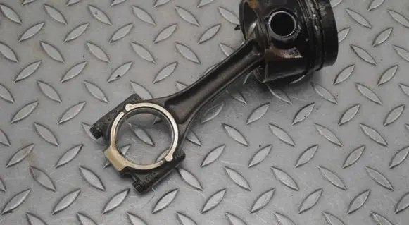 Volkswagen Polo V 6R Piston BKS