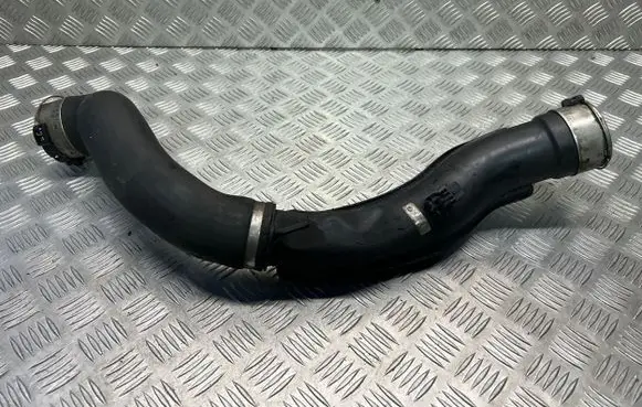 BMW 5 F10 F11 Intercooler hose/pipe 7809834