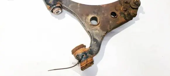 Mercedes-Benz A W169 Front lower control arm/wishbone
