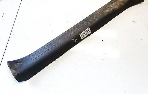 Nissan Juke I F15 Front sill trim cover 769b51ka2a