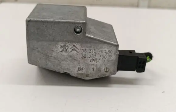 Steering wheel lock