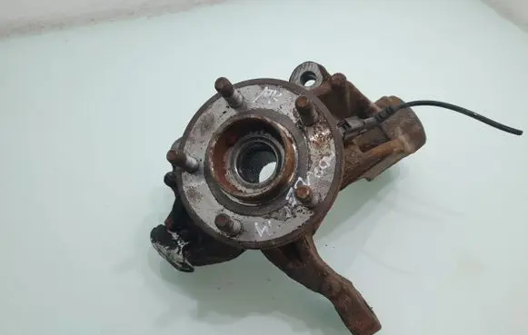 Ford Mondeo MK IV Front wheel hub