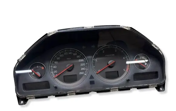 Volvo XC90 Speedometer (instrument cluster) 8673269