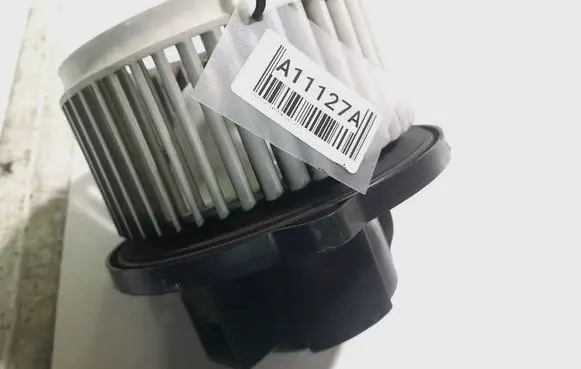 Chevrolet Captiva Heater fan/blower 615981