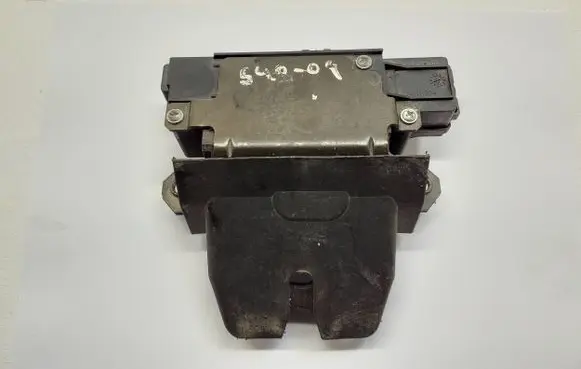 Volvo S40 Tailgate/trunk/boot lock/catch/latch 01041111904