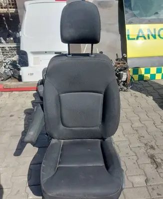 Renault Trafic III (X82) Front driver seat ANCE